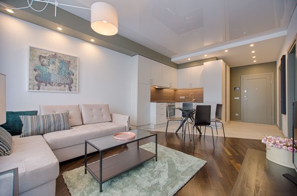 Les incontournables tables basses relevables pour votre intérieur